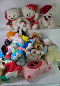 lot 138 image: Large Mixed Lot of Stuffed Animals and Toys Rainbow Bright, M&ampM, Tonka, Dandy, & More