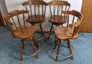 lot 122 image: Set of (4) Traditional Wood Captain Swivel Bar Stools