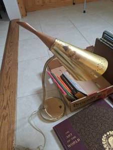 lot 28 image: Vintage Mid-Century Modern Atomic Style Desk Lamp & Books
