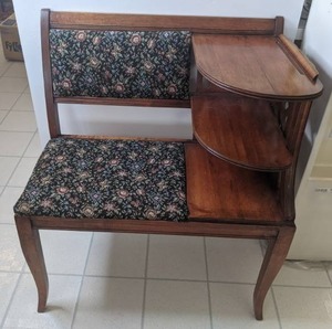 lot 224 image: Vintage 1950s Gossip Chair