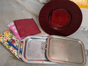 lot 137 image: Mixed Lot of Kitchen Items Serving Trays, Red Serving Dish, (2) Table Cloths, 7pc Dish Towel Set, & Decorative Rose Dish