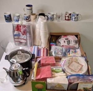 lot 117 image: Kitchen Lot - For When Your Posse Drops By
