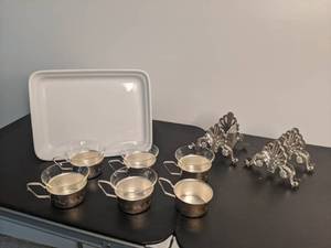 lot 181 image: Plates, Glasses, Vintage Napkin HoldersKnife Rest