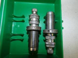 lot 124 image: .243 Reloading Dies