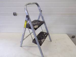 lot 160 image: Step Stool
