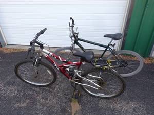 lot 27 image: Pair of Bikes