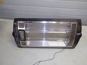lot 57 image: Ceiling Heater with Light