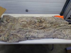 lot 45 image: 2X Large Regular Insulated Camo  Blaze Bibs