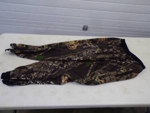 lot 63 image: XXL Camo Pants