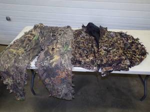 lot 69 image: XXL Camo Jacket and Pants
