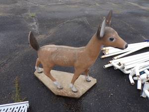 lot 171 image: Concrete Deer
