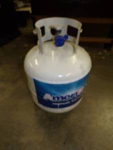 lot 181 image: 20# Propane Tank