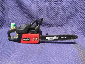 lot 15 image: Homelite Ranger 16 Gas Chainsaw