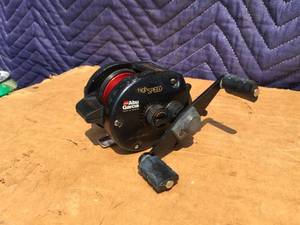 lot 41 image: AbuGarcia Ambassadeur 521 XLT Plus Baitcasting Reel