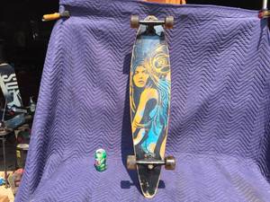 lot 48 image: Vintage Sector 9 Longboard W Gullwing Trucks