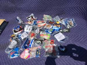 lot 88 image: Group Hot Wheels - Matchbox McDonalds Die Cast Toys