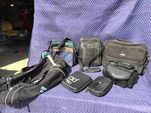 lot 96 image: Group Computer - Camera - Equipment Bags
