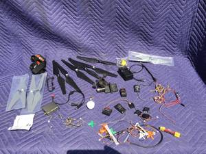 lot 6 image: Copter-Drone Accessories