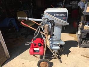 lot 7 image: Evinrude 15hp 2 Stroke Outboard Motor with Tank