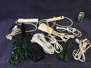 lot 98 image: Power Cords - Power Strips