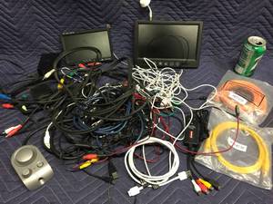 lot 119 image: Group Misc Electronic - Computer Items
