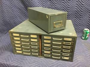 lot 121 image: Vintage Steelmaster Organizer Units