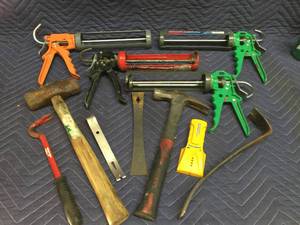 lot 136 image: Heavy Duty Caulk Guns - Tools - Pry Bars