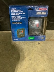 Bosch 100 ft. 5 Point Plumb and Square Laser Level Self Leveling with Hard Carrying Case. See Pictures