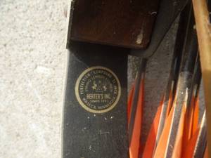 lot 16 image: Herters Compound Bow