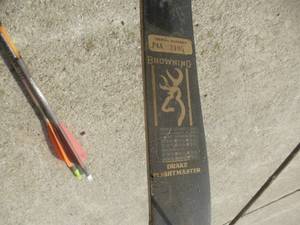 lot 17 image: Browning Bow