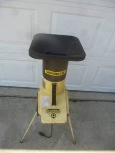 lot 35 image: Lawn Master Wood Chipper