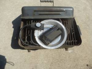 lot 13 image: Electric Camp Grill