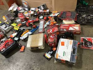 lot 3 image: Lot of Mixed Assorted Husky Tools Various Conditions and Models Customer Returns See Pictures