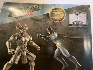lot 42 image: Justice League Steppenwolf vs Batman actionfigure dolls