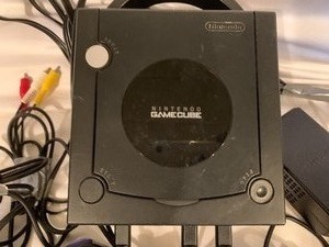 lot 4 image: Gamecube