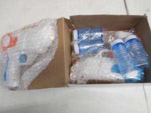 2 Bubble Guns open box...