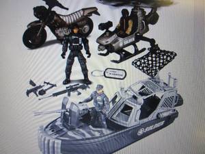 Joyin 9 Piece Combat Boat And Milit...