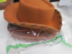 4 Felt Kids Cowboy Hats open pkg...
