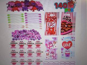 Valentines Day Party Favors & Treat...