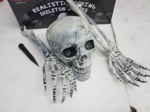 Skeleton Stakes- open box, one stak...
