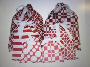 Joyin 6 pc Cloth Gift Bags Set open...