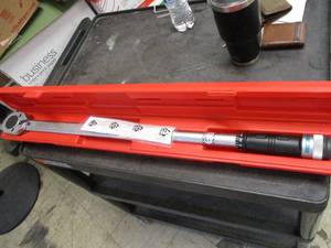lot 152 image: Neiko 34 Torque Wrench retail $1...