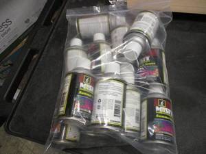 lot 160 image: 12 Cans of Misty Summer Breeze Deod...