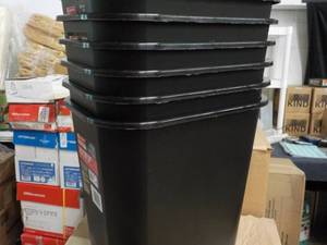 lot 36 image: 6 - 3 Gallon Desk Side Resin Trash ...