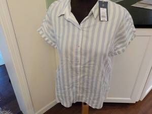 lot 55 image: New with Tags  Clothing size Women...