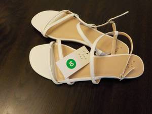 lot 62 image: A New Day size 10 sandals...
