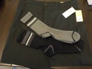 lot 65 image: Mens Shorts size 34 and 2 Pair Soc...