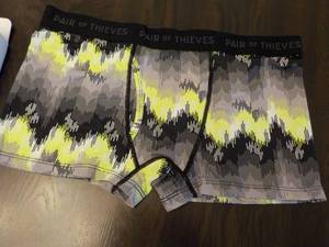 lot 66 image: Mens pair of Thieves Boxers and Cr...