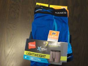 lot 68 image: Hanes Tagless Boxer Briefs with Cle...