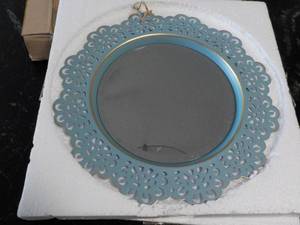 lot 82 image: Stonebriar Turquoise Metal Lace Wal...